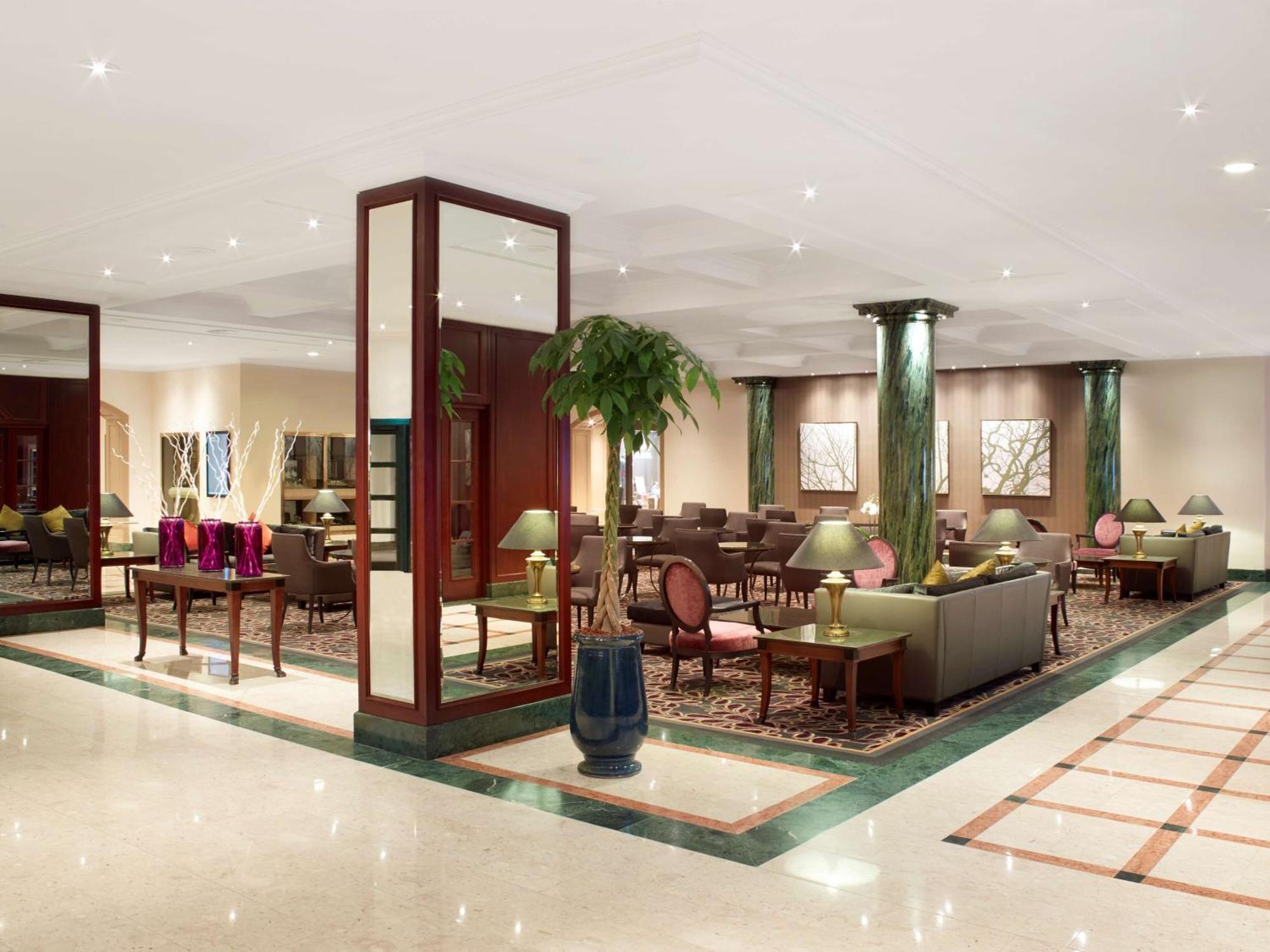 Hilton Antwerp Old Town Hotel Екстериор снимка