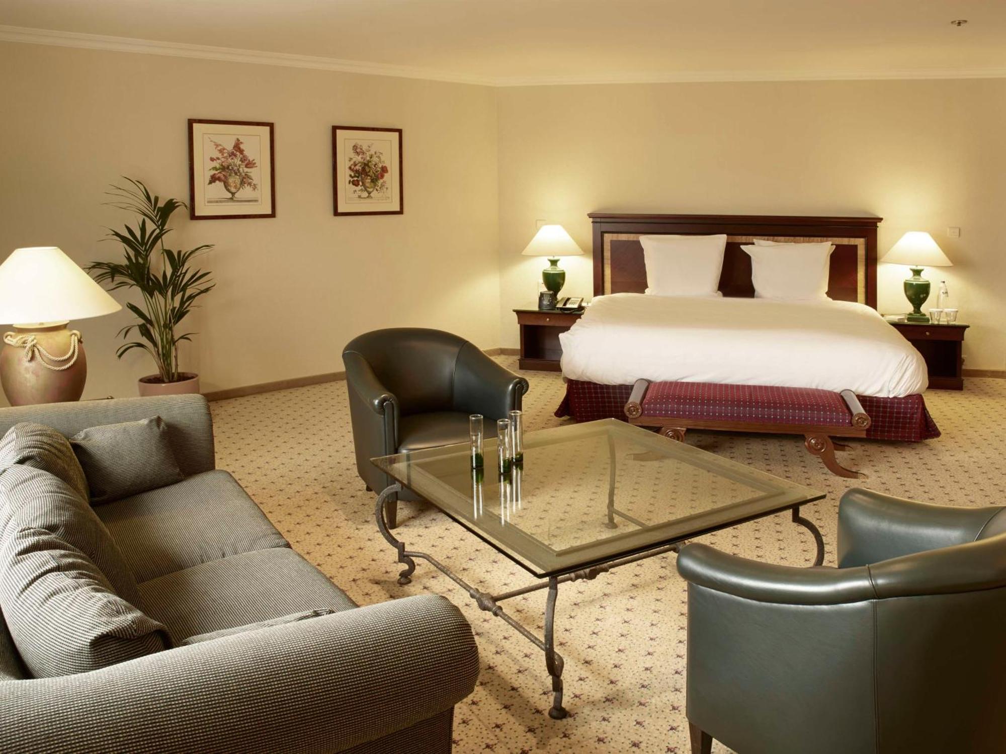Hilton Antwerp Old Town Hotel Екстериор снимка