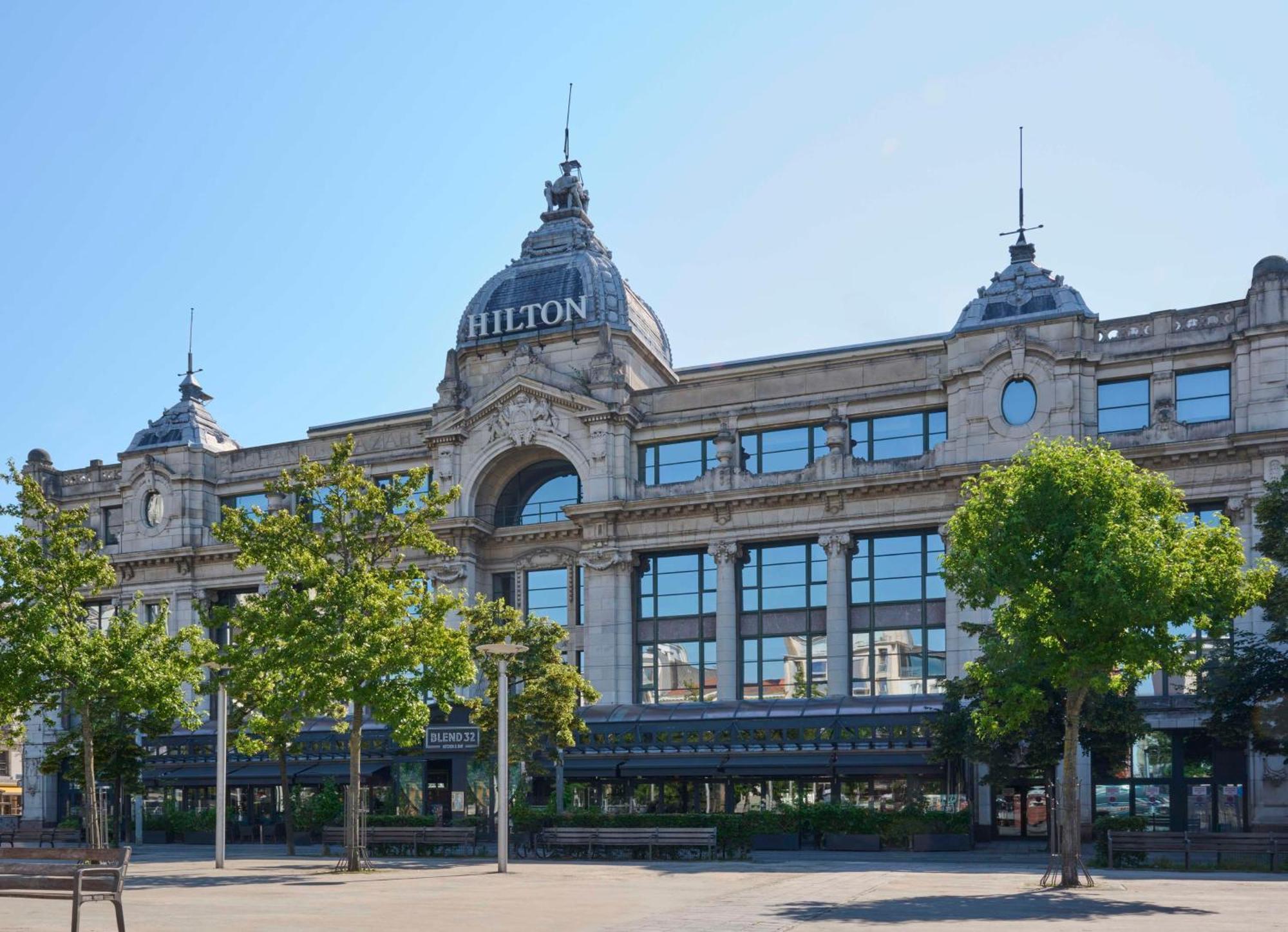 Hilton Antwerp Old Town Hotel Екстериор снимка